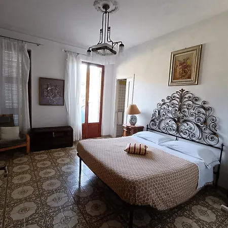 Casa Vancanza Sciamandola * Levanto