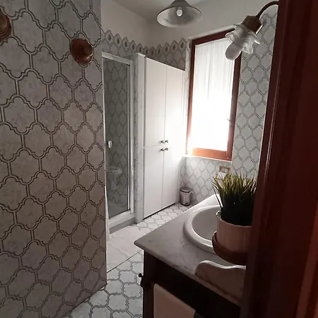 別荘 Casa Vancanza Sciamandola レヴァント