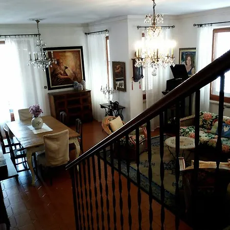 펜션 Casa Vancanza Sciamandola 레반토